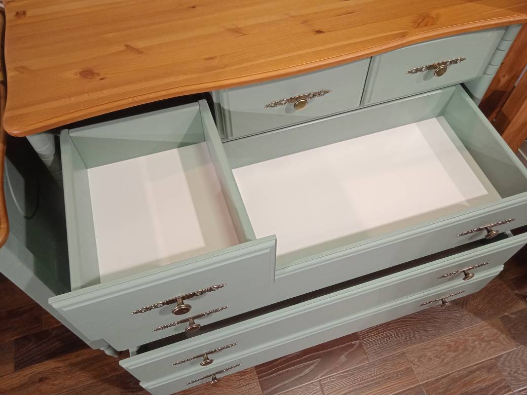 Комод с 6 ящиками массив сосны Айно №10