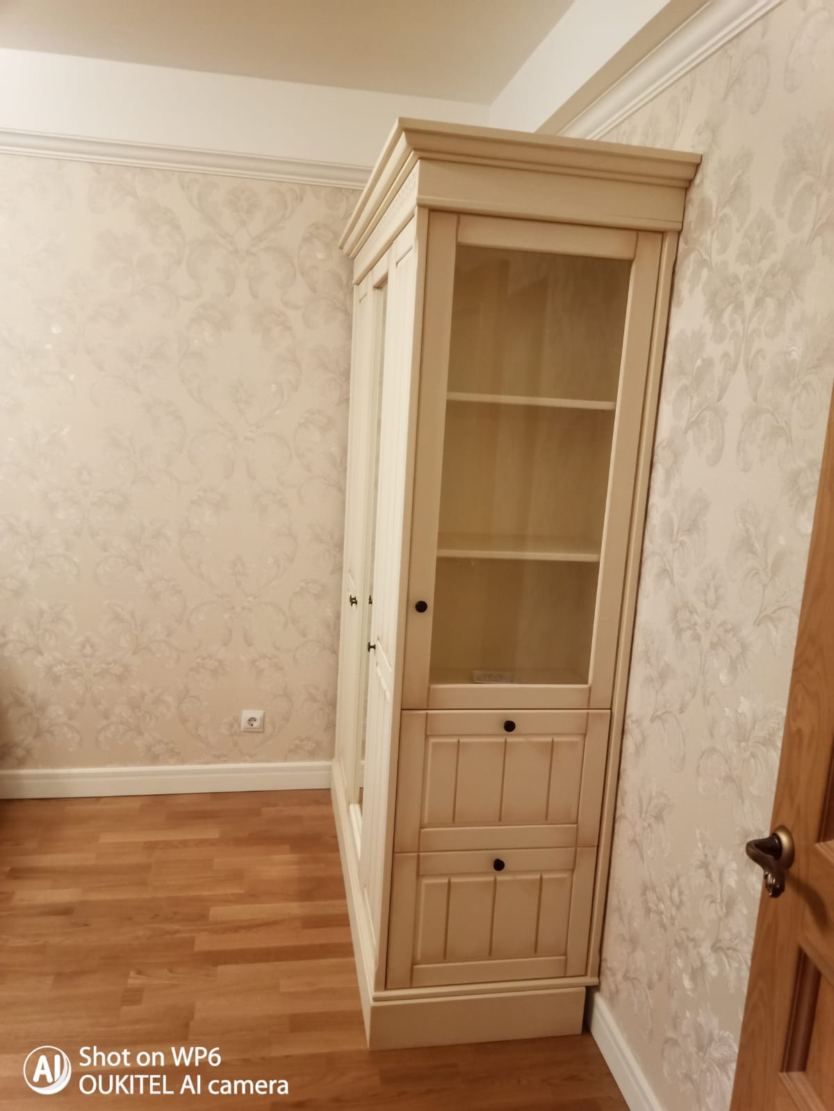 Шкаф 3 створчатый с зеркалом и ящиками Дания №5