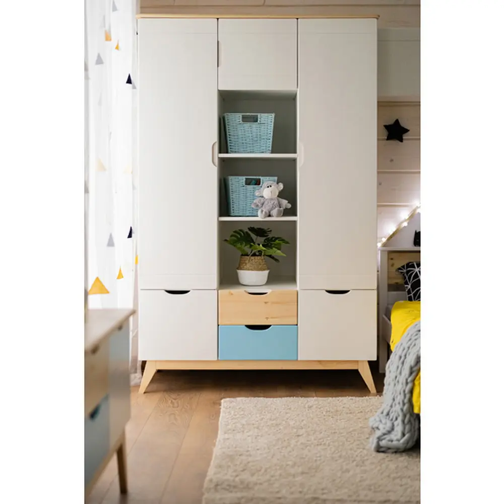 Шкаф детский с 4 ящиками массив сосны ТК №2 3-ств.