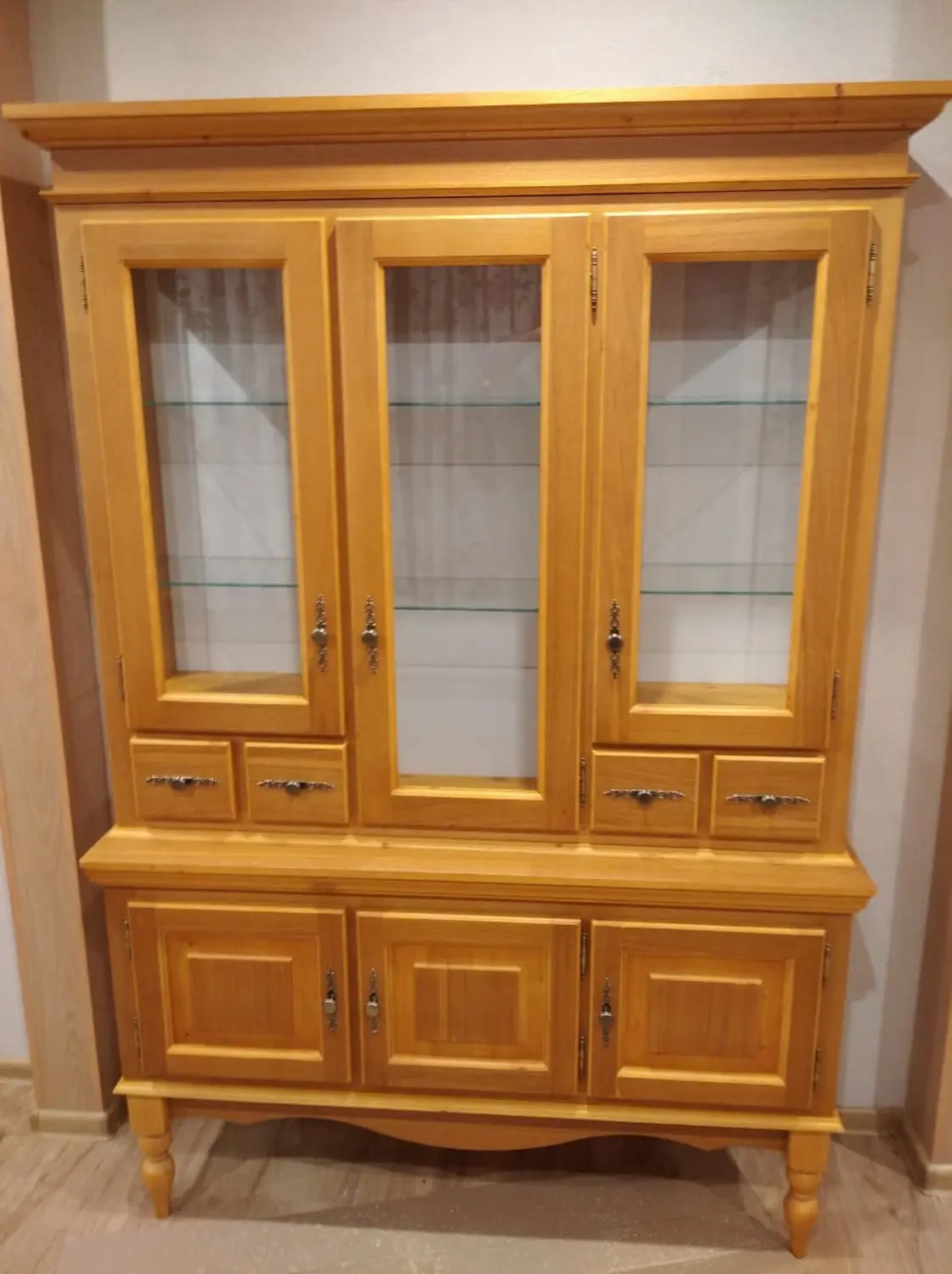 Сервант Валенсия 2-51  сосна