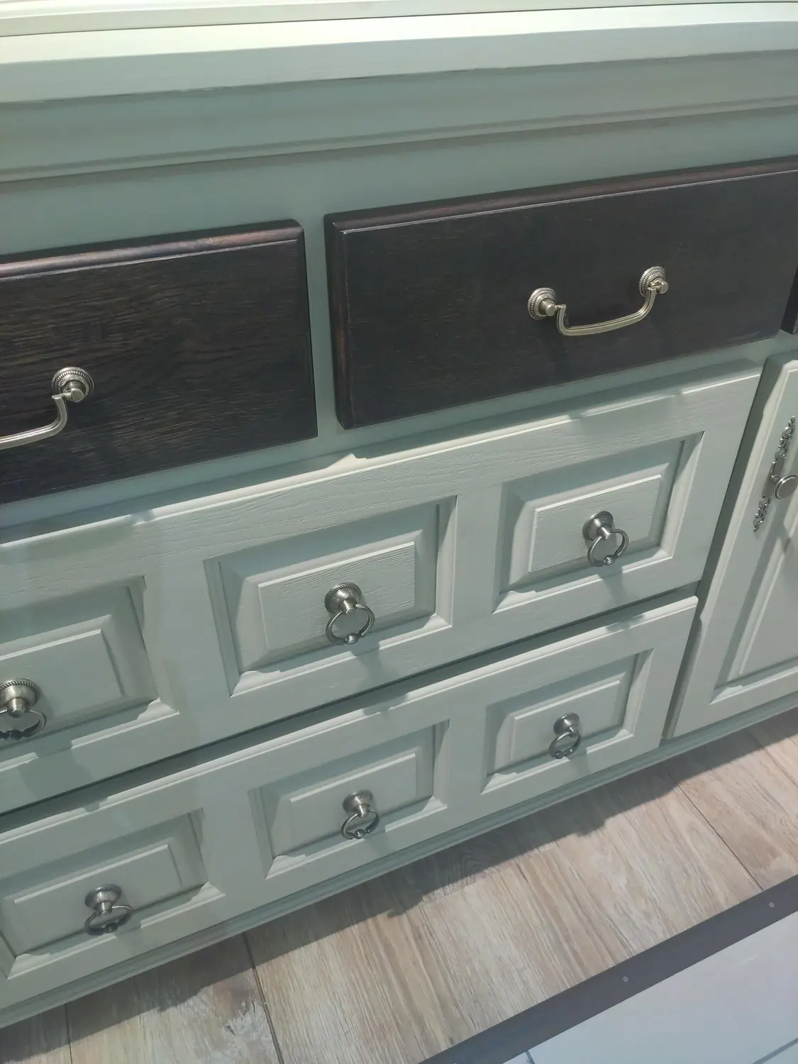 Сервант Валенсия 2-69  сосна