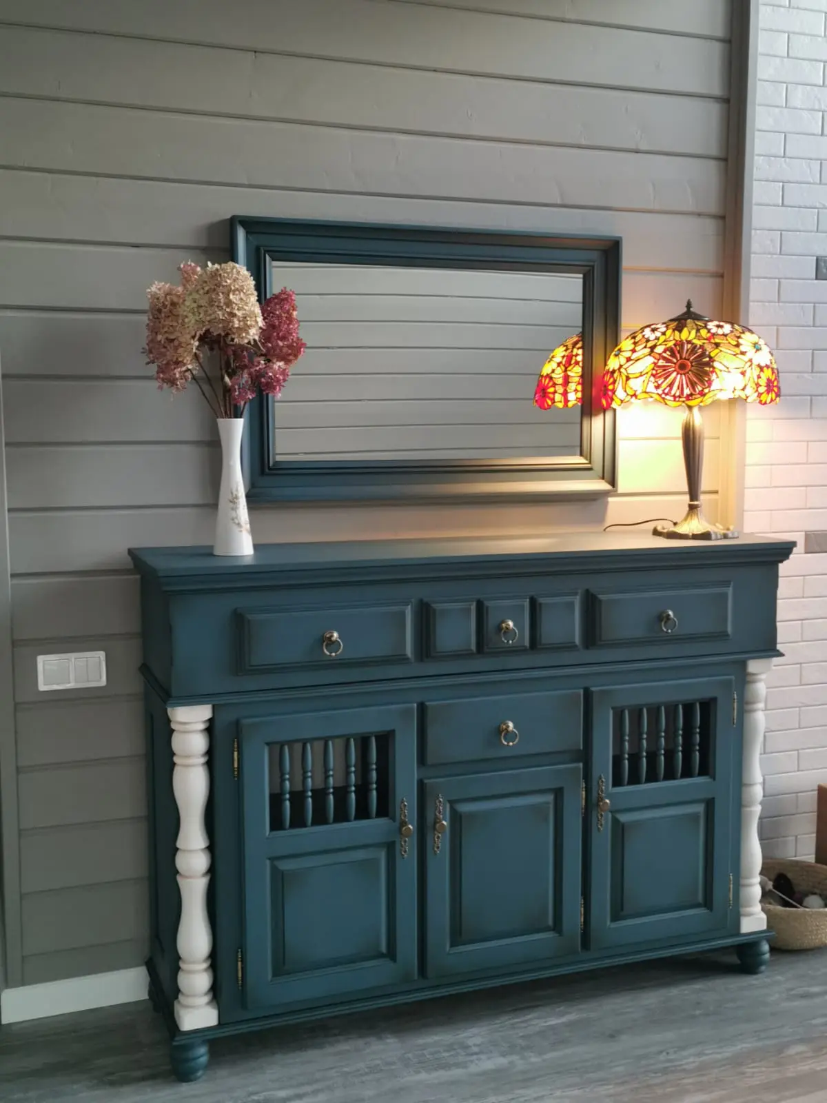 Комод Валенсия 2-17  сосна