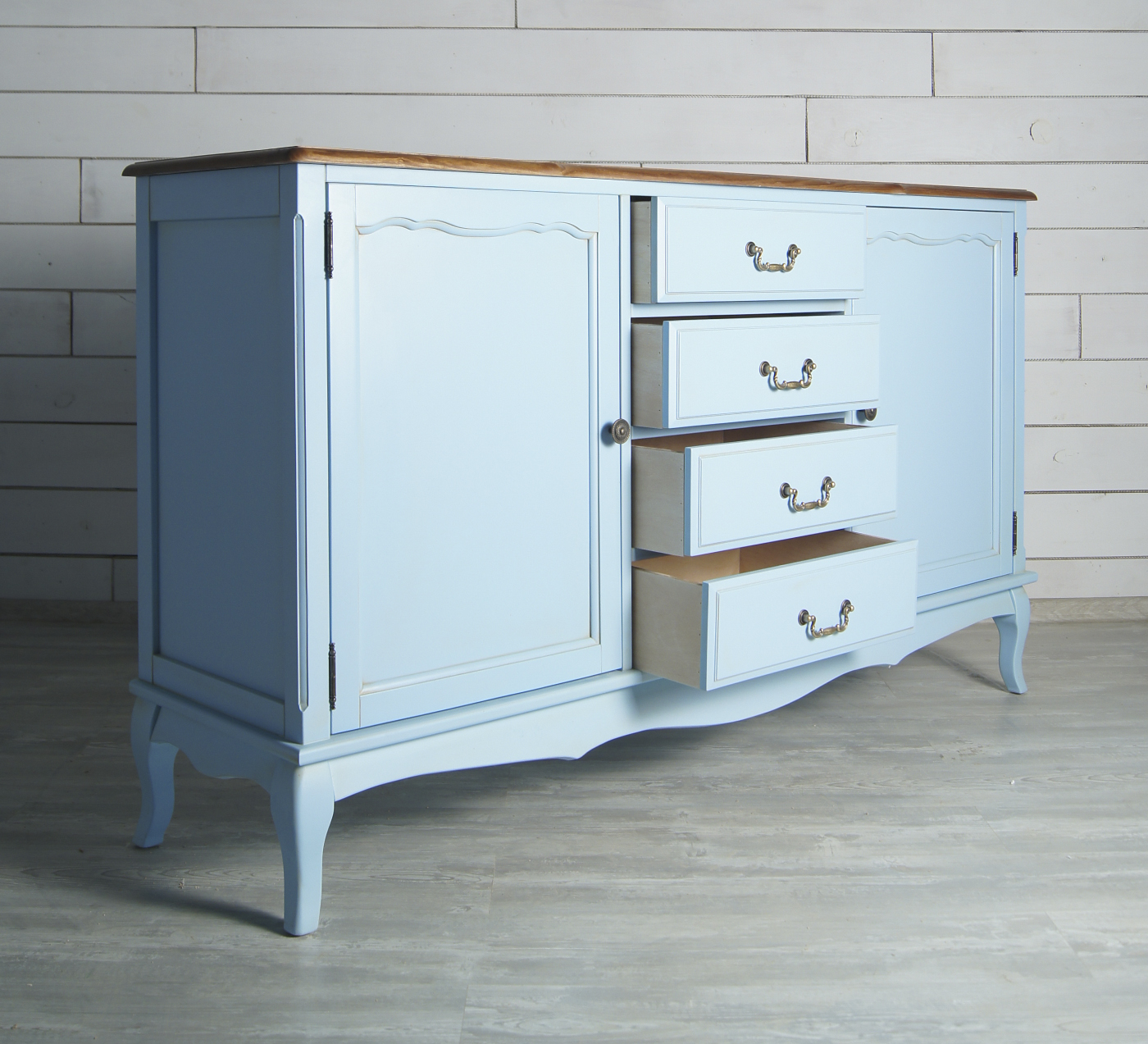 Голубой комод Leontina с дверками и ящиками