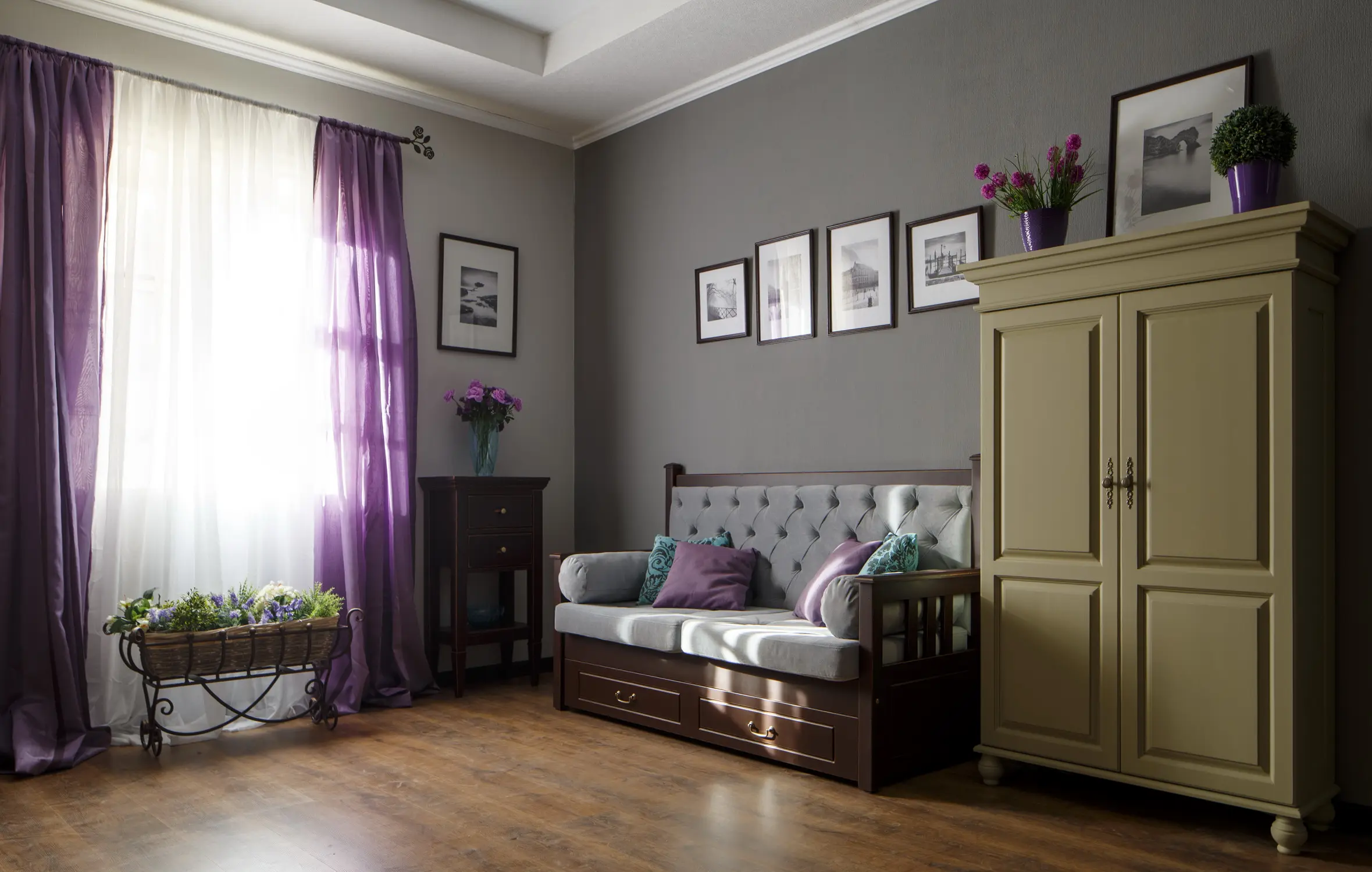 Бьерт и Валенсия