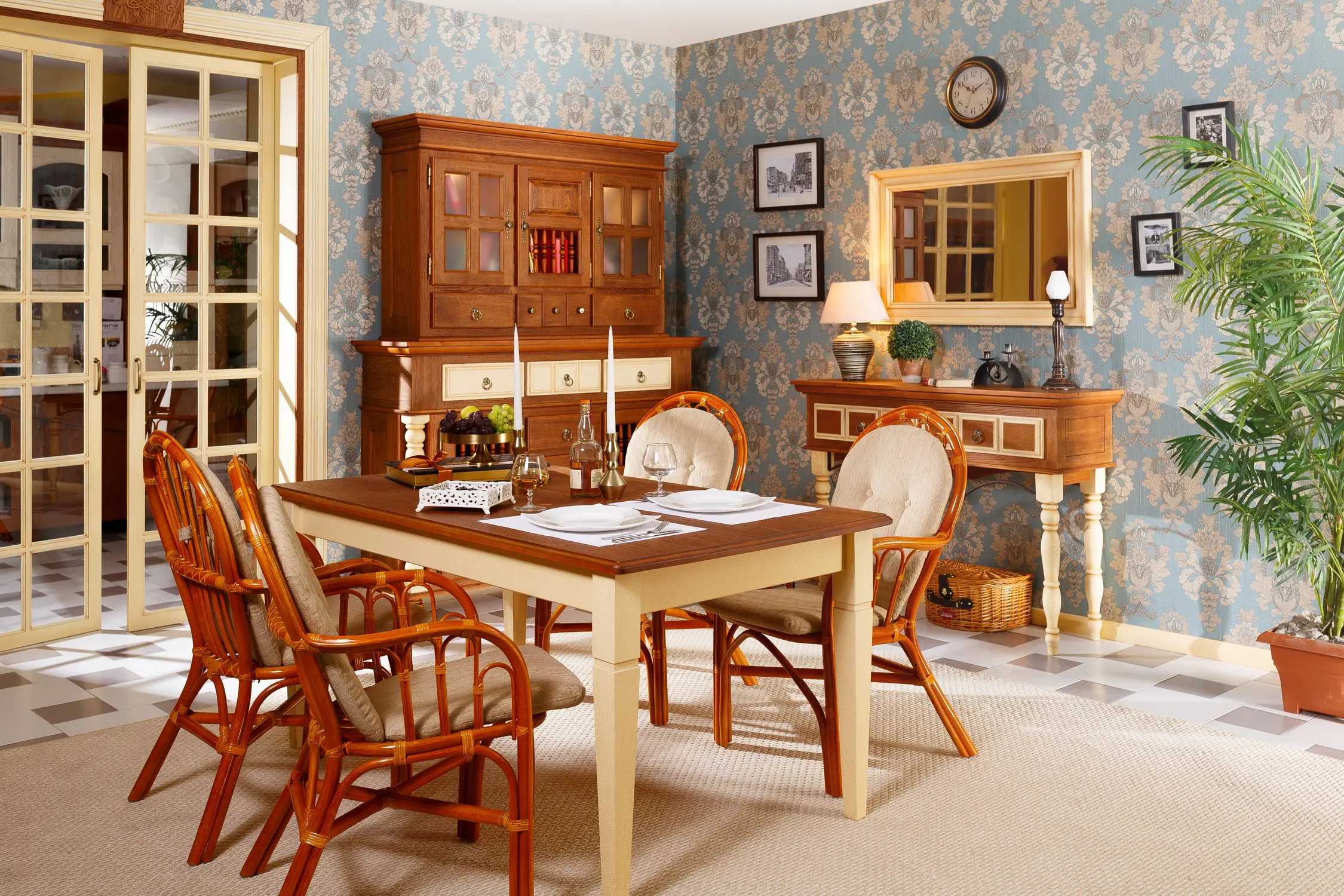 Бьерт и Валенсия