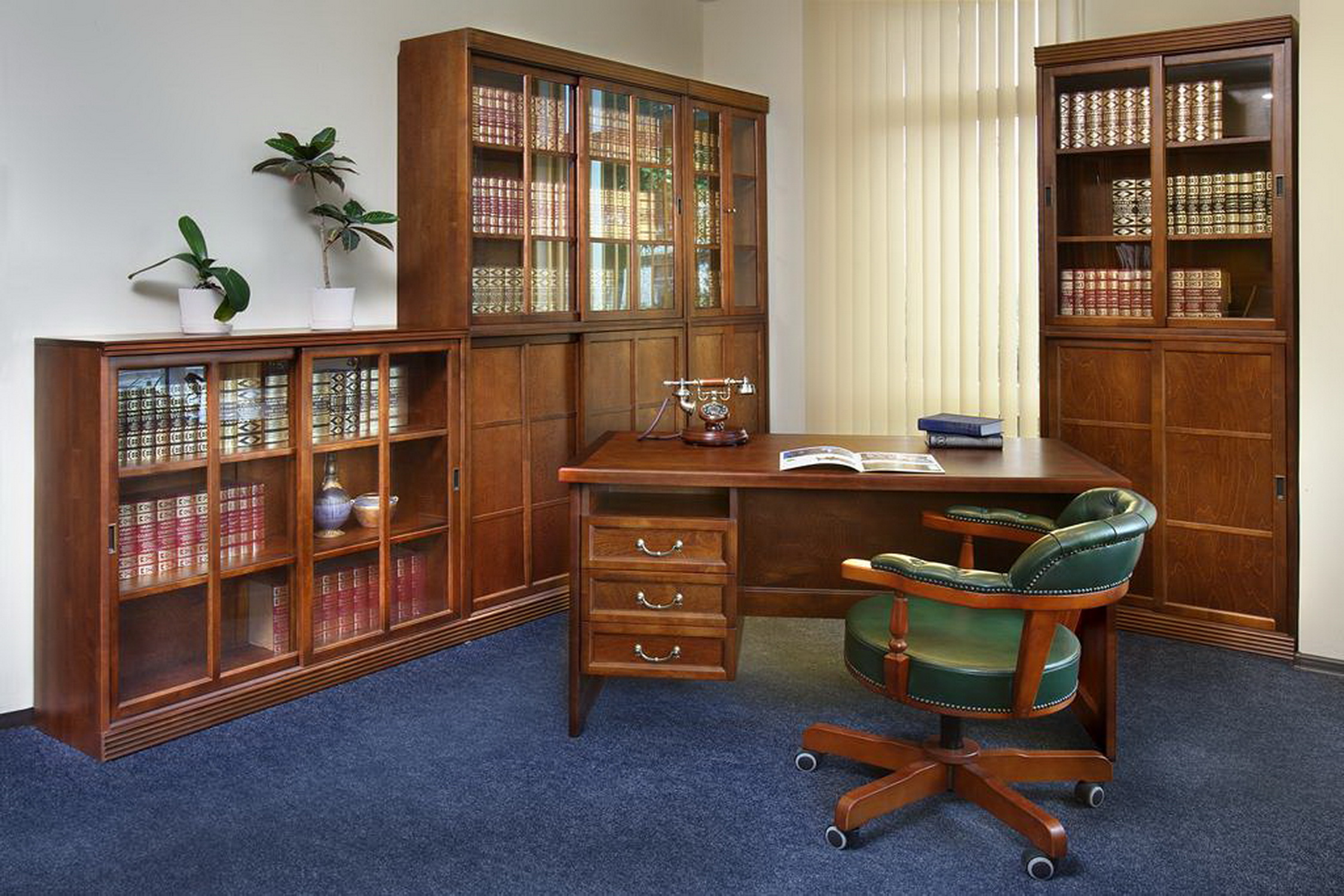 Кресла кабинетные