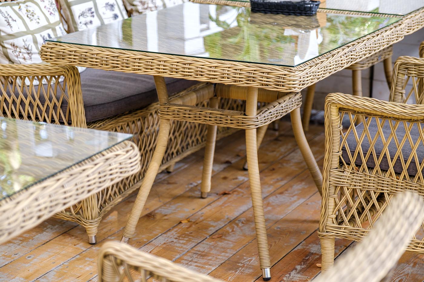 "Арлиш" стол плетеный из искусственного ротанга, цвет соломенный