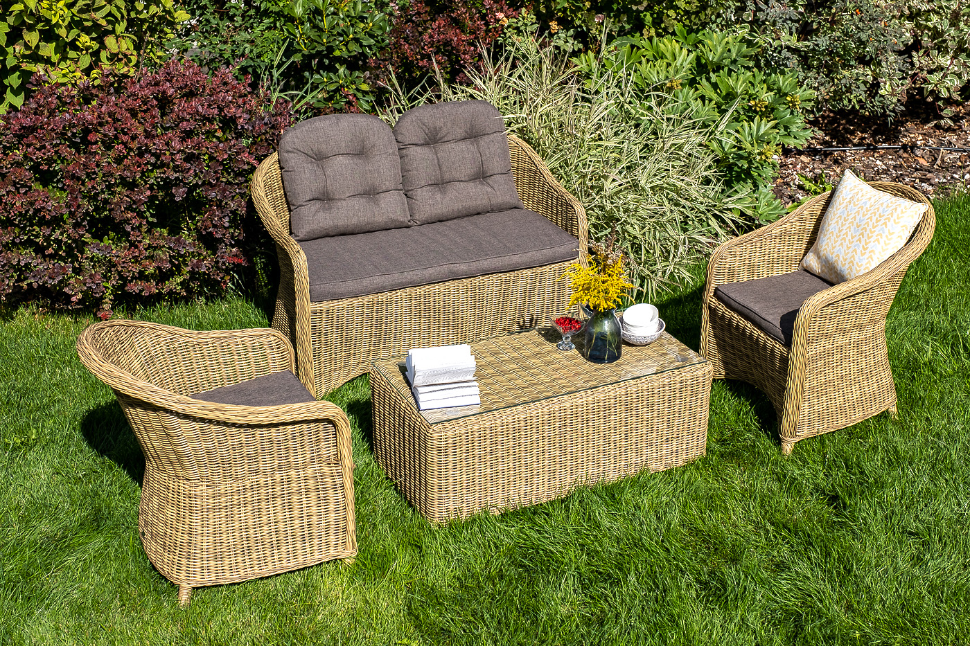 "Равенс" диван двухместный плетенный из ротанга, цвет соломенный